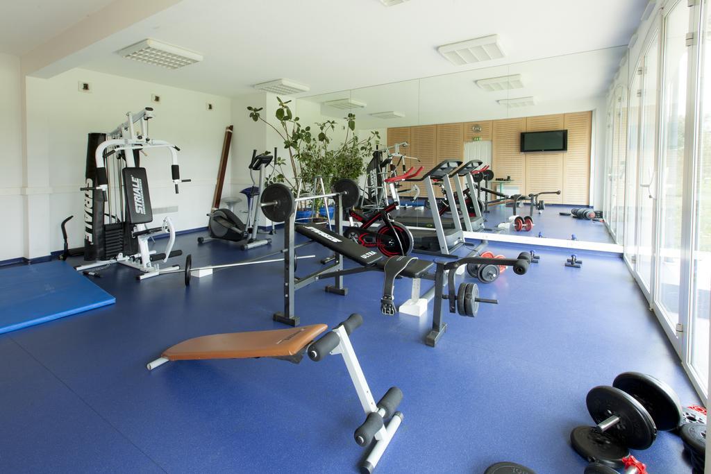 Alysson Hôtel Oloron-Sainte-Marie Ngoại thất bức ảnh
