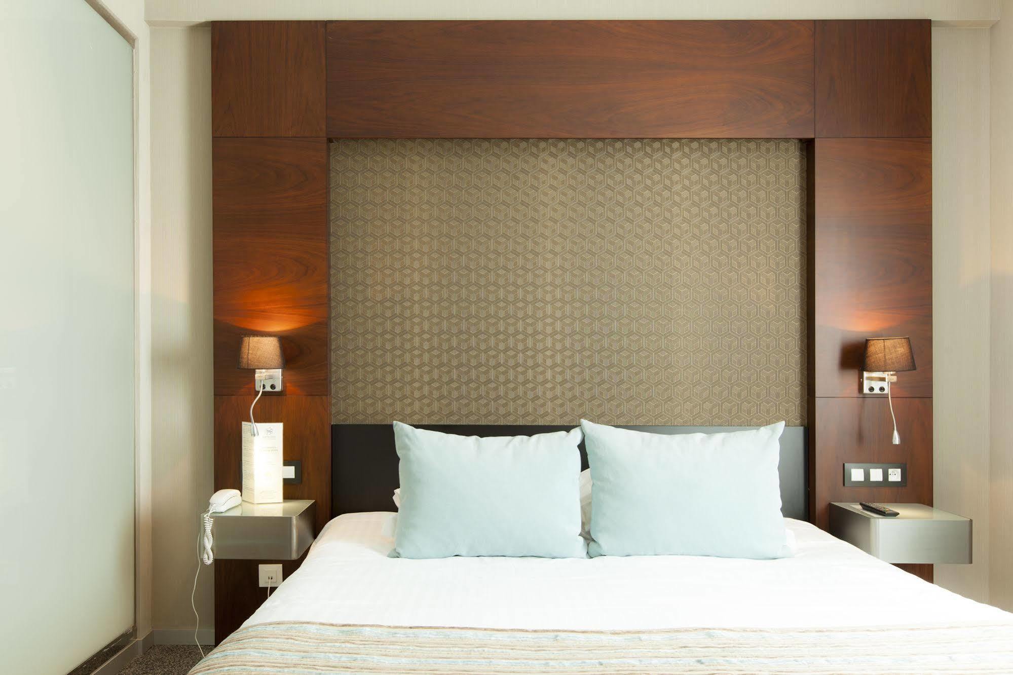 Alysson Hôtel Oloron-Sainte-Marie Ngoại thất bức ảnh